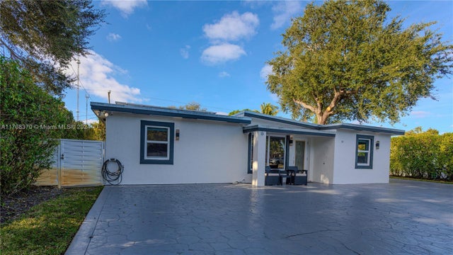 2 of 63 - 104 Clifton Rd, West Park, FL