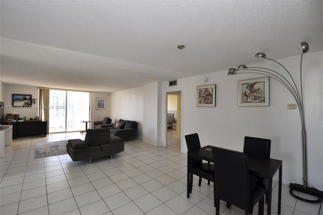2 of 31 - 1865 S Ocean Dr 10f, Hallandale Beach, FL