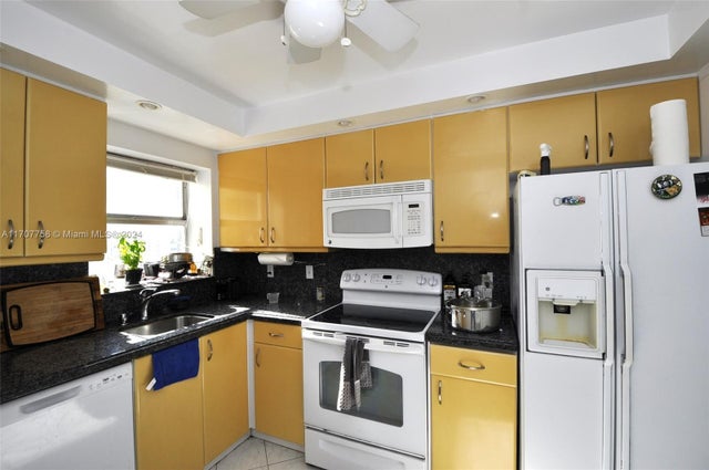 4 of 31 - 1865 S Ocean Dr 10f, Hallandale Beach, FL