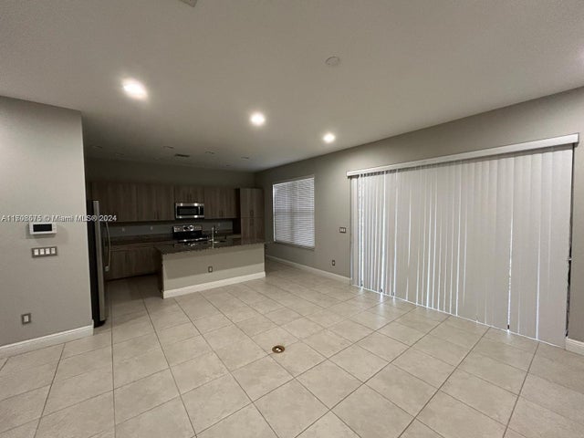 5 of 21 - 20962 Nw 1st Dr 20962, Pembroke Pines, FL