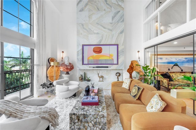 2 of 43 - 101 N Clematis St 308, West Palm Beach, FL