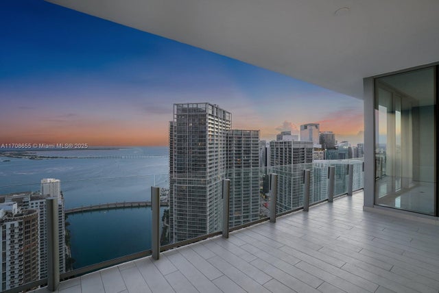 2 of 61 - 300 Biscayne Blvd Way 4703, Miami, FL