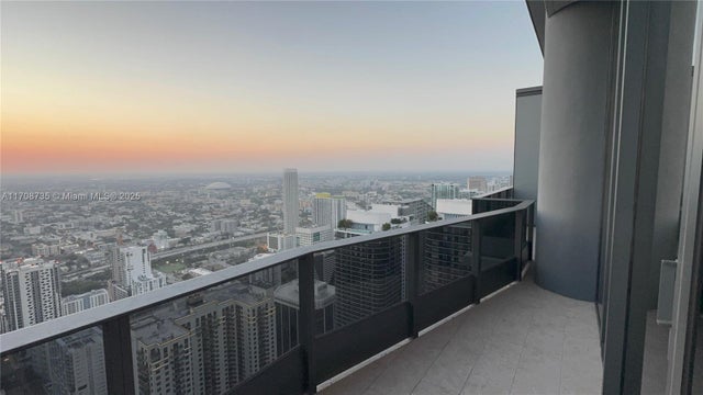 2 of 34 - 1000 Brickell Plz Uph6204, Miami, FL