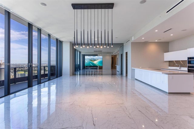 5 of 34 - 1000 Brickell Plz Uph6204, Miami, FL