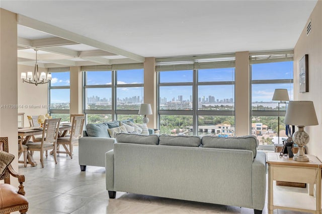 5 of 60 - 5055 Collins Ave 14m, Miami Beach, FL