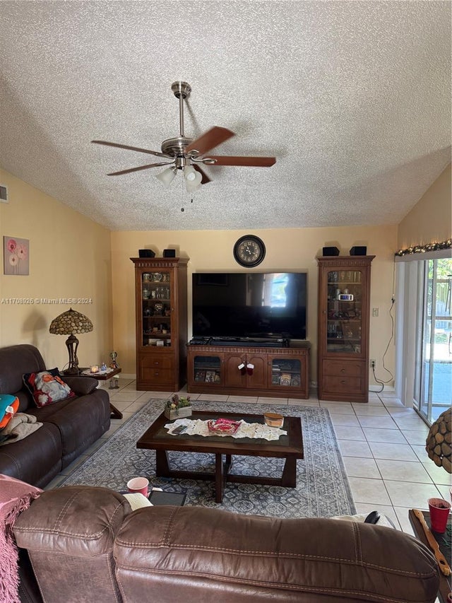 4 of 27 - 13753 Sw 282nd Ter, Homestead, FL