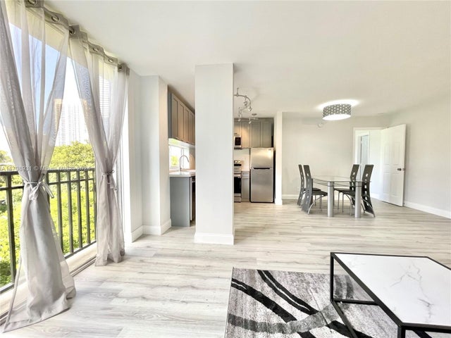 3 of 36 - 17021 N Bay Rd 410, Sunny Isles Beach, FL