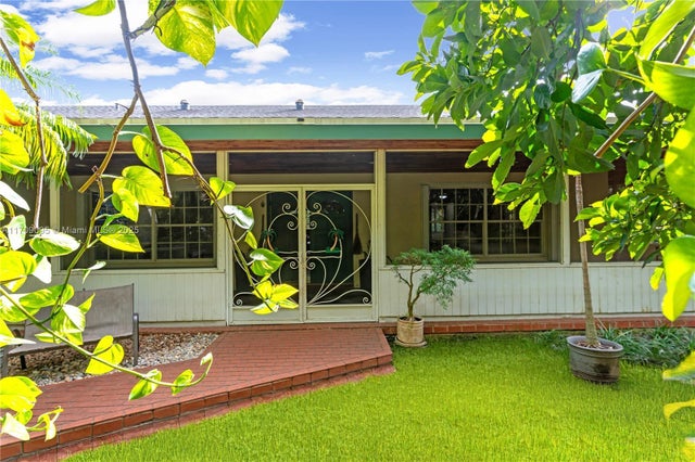 3 of 26 - 15850 Sw 250th St, Homestead, FL