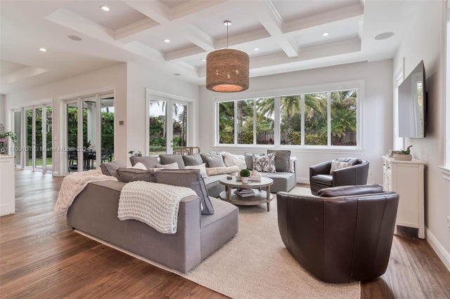 5 of 47 - 9402 Sw 83rd Ave, Miami, FL