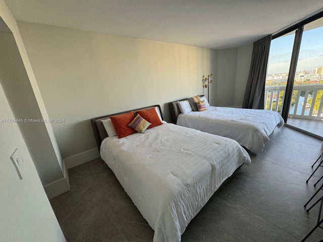 4 of 27 - 2000 Island Blvd 2404, Aventura, FL