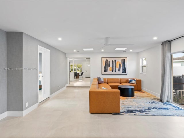1 of 36 - 503 S 58th Ct, Hollywood, FL