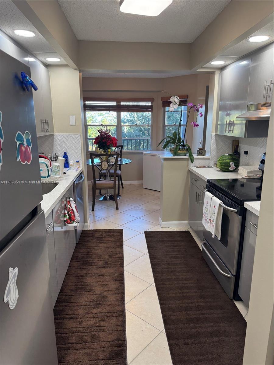 12650 Sw 6th St 411k, Pembroke Pines