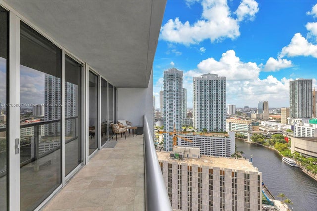 4 of 15 - 485 Brickell Ave 2503, Miami, FL