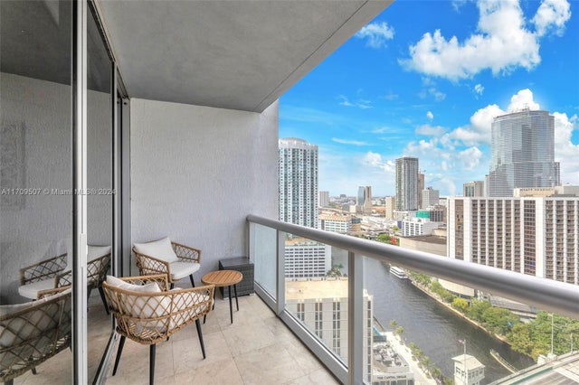 5 of 15 - 485 Brickell Ave 2503, Miami, FL