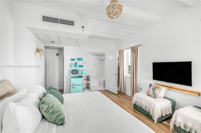 5 of 18 - 4130 Collins Ave 703, Miami Beach, FL