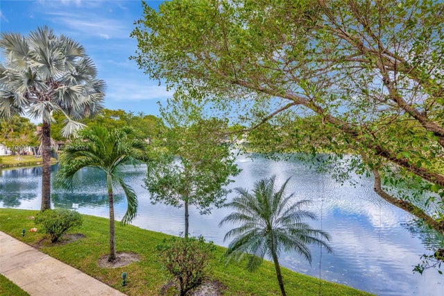 3 of 34 - 5003 Nw 35th St 508, Lauderdale Lakes, FL