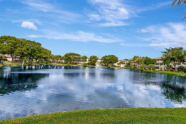 4 of 34 - 5003 Nw 35th St 508, Lauderdale Lakes, FL