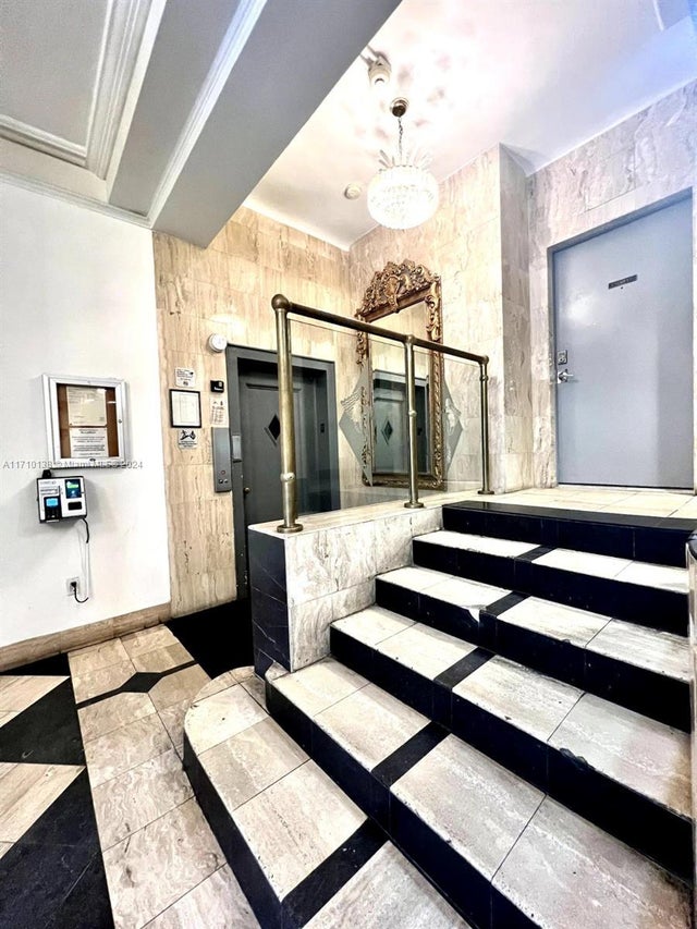 5 of 25 - 335 Ocean Dr 210, Miami Beach, FL