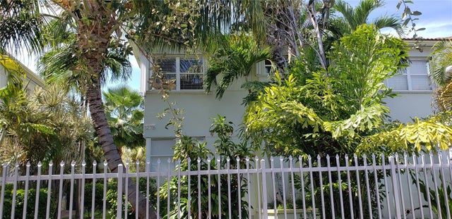 3 of 52 - 1275 Marseille Dr 42, Miami Beach, FL