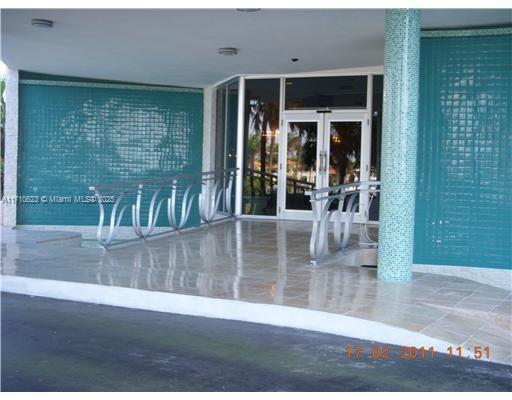 4 of 13 - 5255 Collins 1a, Miami Beach, FL