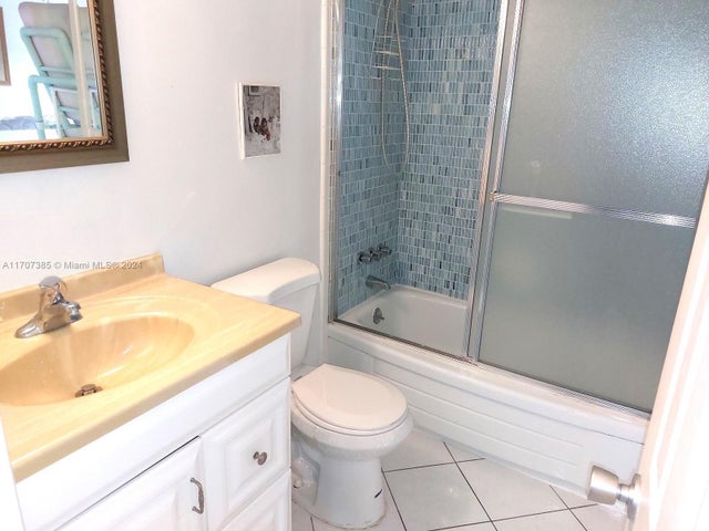 5 of 26 - 3131 S Ocean Dr 113, Hallandale Beach, FL
