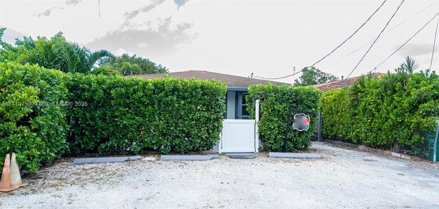 3 of 64 - 2230 Sw 60th Ct, Miami, FL