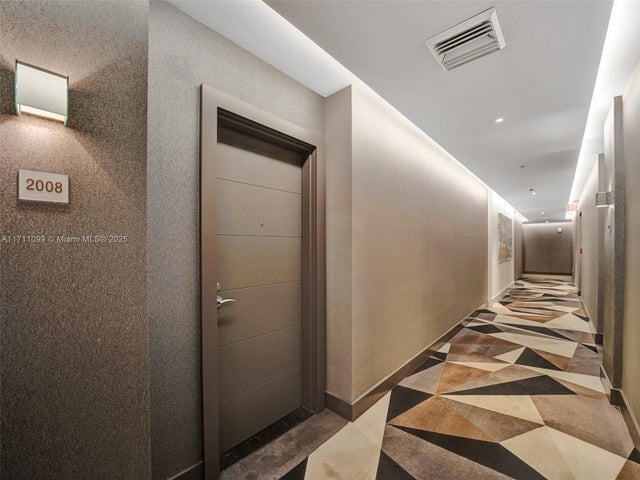 3 of 100 - 17301 Biscayne Blvd 2008, North Miami Beach, FL