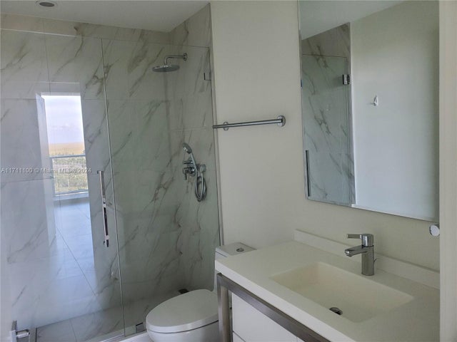 5 of 8 - 2000 Metropica Way 1801, Sunrise, FL