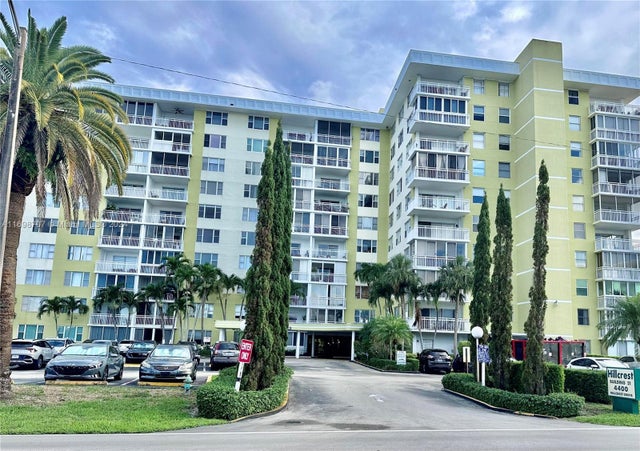 1 of 34 - 4400 Hillcrest Dr 114b, Hollywood, FL