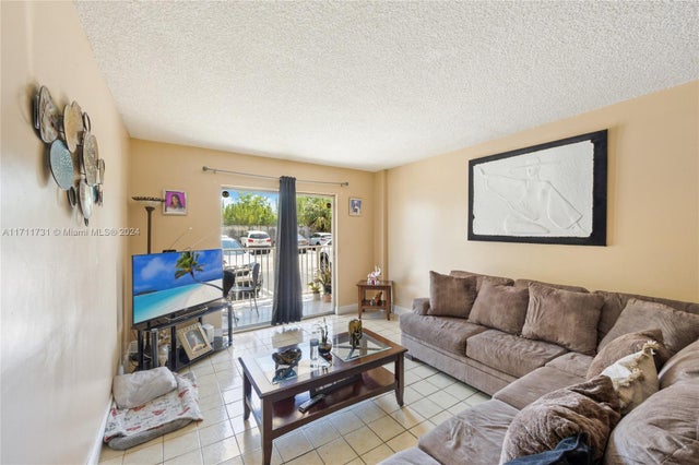 4 of 12 - 16465 Ne 22nd Ave 120, North Miami Beach, FL
