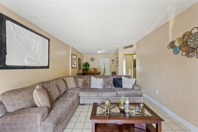 5 of 12 - 16465 Ne 22nd Ave 120, North Miami Beach, FL
