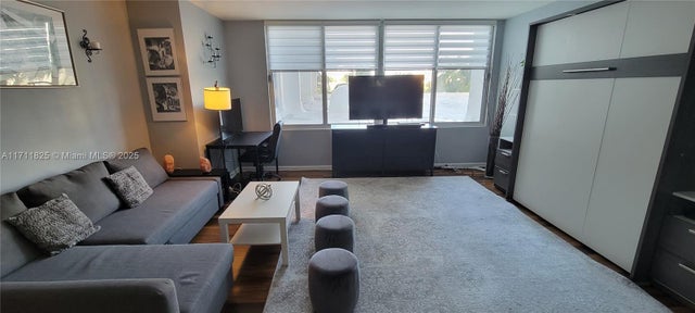 5 of 25 - 1000 West Ave 204, Miami Beach, FL