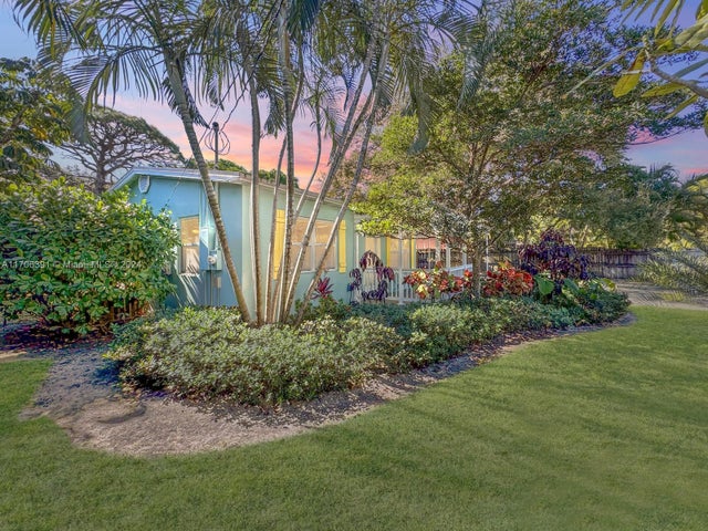 3 of 42 - 1820 Sw 11th Ct, Fort Lauderdale, FL