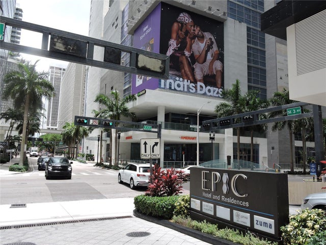 1 of 27 - 200 Biscayne Boulevard Way 3109, Miami, FL