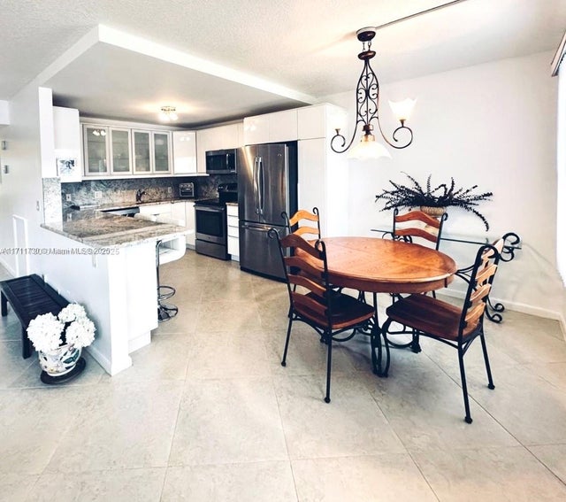 1 of 31 - 1016 Newcastle A 1016, Boca Raton, FL