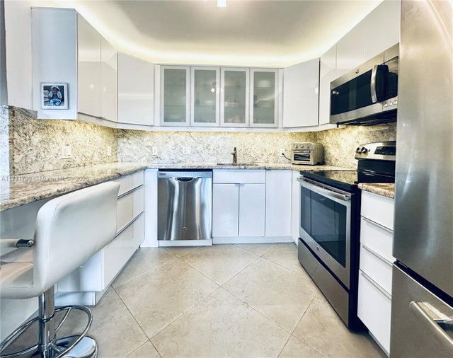 3 of 31 - 1016 Newcastle A 1016, Boca Raton, FL