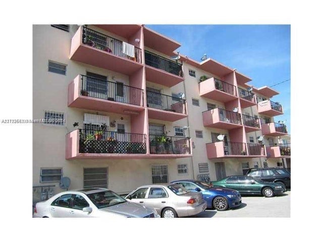 2 of 14 - 525 Meridian Ave 305, Miami Beach, FL