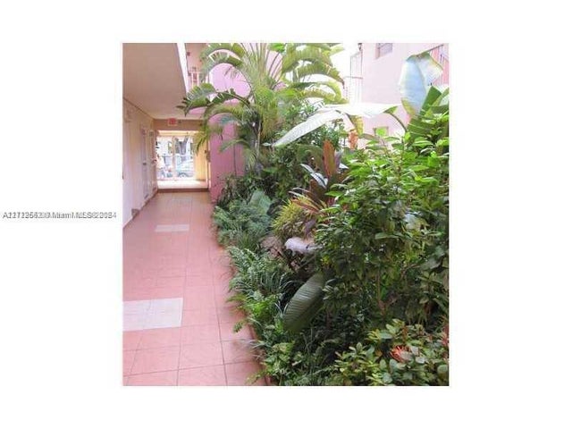 3 of 14 - 525 Meridian Ave 305, Miami Beach, FL