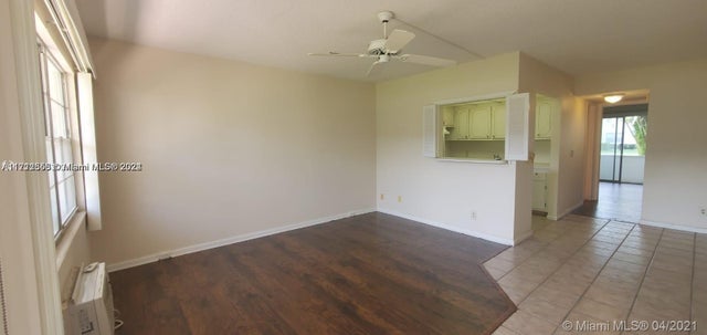 4 of 7 - 385 Fanshaw J, Boca Raton, FL