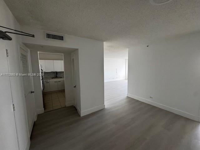 2 of 25 - 1500 Bay Rd 1070s, Miami Beach, FL