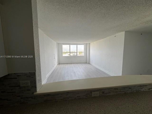 4 of 25 - 1500 Bay Rd 1070s, Miami Beach, FL