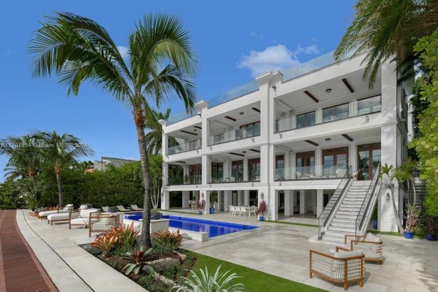 1 of 65 - 288 S Coconut Ln, Miami Beach, FL