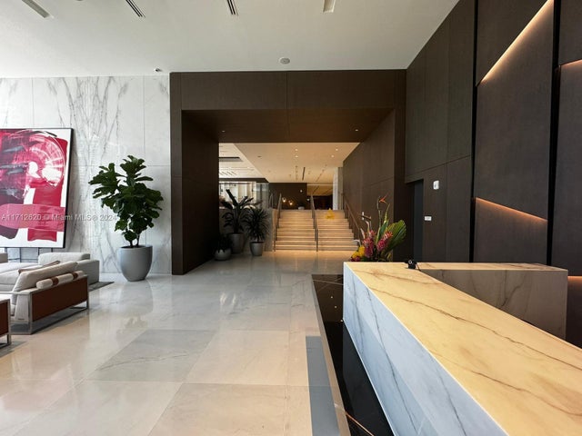 4 of 55 - 300 Biscayne Boulevard Way 1806, Miami, FL