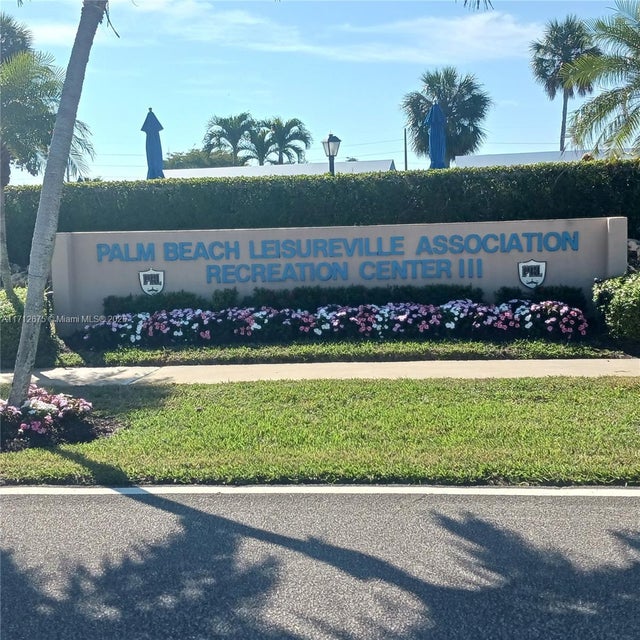3 of 27 - 1115 Lake Ter 206, Boynton Beach, FL