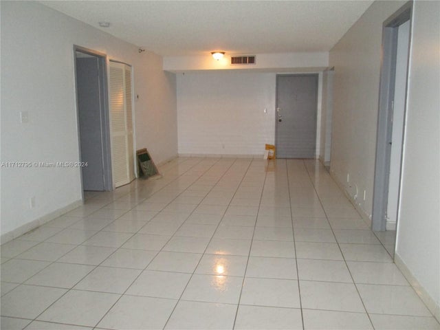 3 of 29 - 290 174th St 404, Sunny Isles Beach, FL