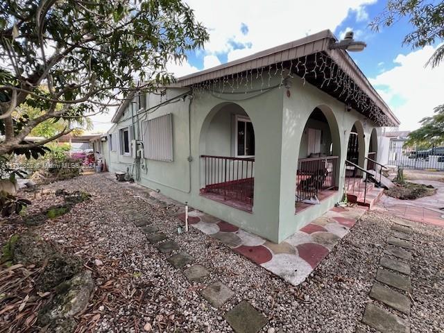 1 of 7 - 501 E 8th St, Hialeah, FL