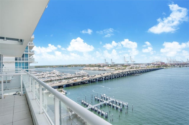 3 of 16 - 540 West Ave 1112, Miami Beach, FL