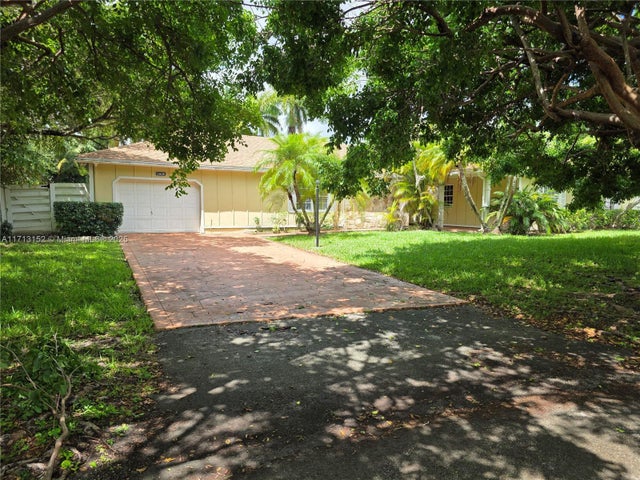 2 of 15 - 14630 Sw 148th Ct, Miami, FL