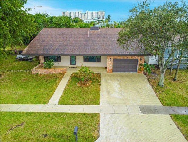 4 of 44 - 614 Ne 3rd St, Dania Beach, FL