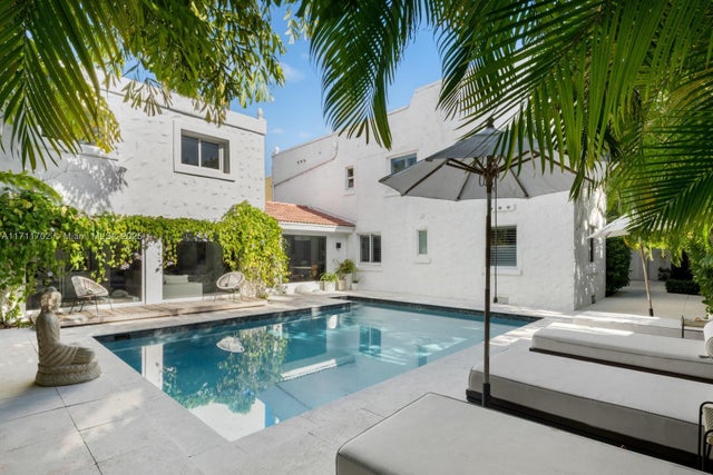 1 of 43 - 2974 Old Alton Rd, Miami Beach, FL